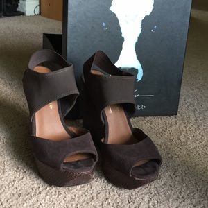 Donald J Pliner Crepe Sport Matte Snake Wedge